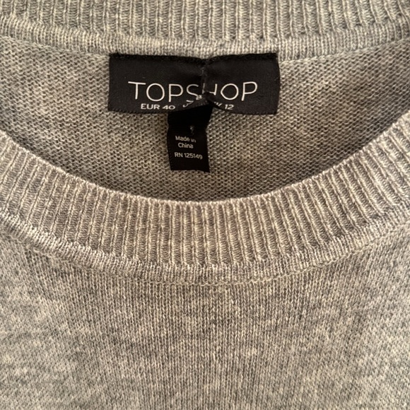 Gray TOPSHOP sweater dress with tie front. Sz 8 - Picture 2 of 6